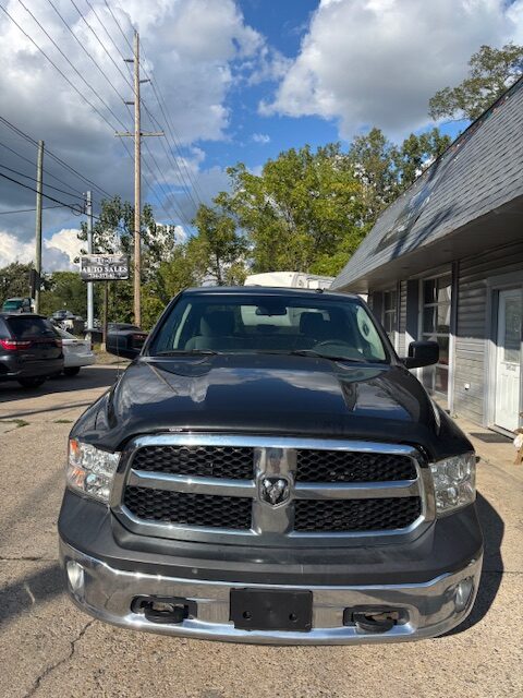 2014 DODGE RAM 1500 SXT