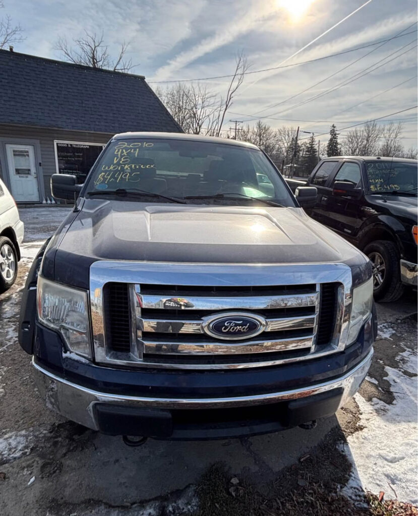 2010 Ford F-150 EXT Cab – 4x4 – V8
