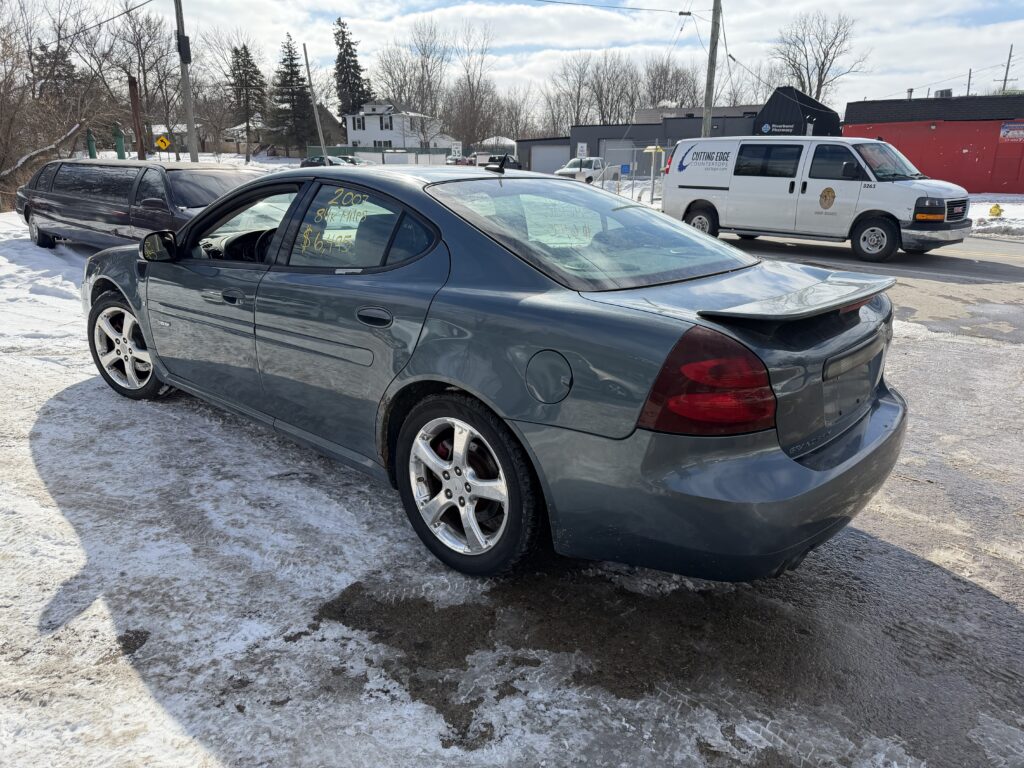 2007 Pontiac Grand Prix · GXP Sedan 4D